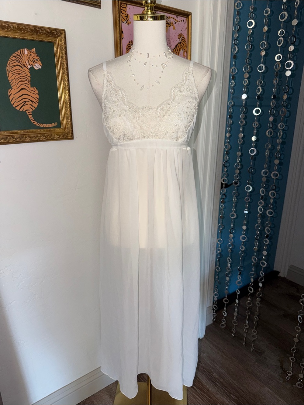 Vintage Y2K Delicate White Lace Empire-Waist Maxi Dress